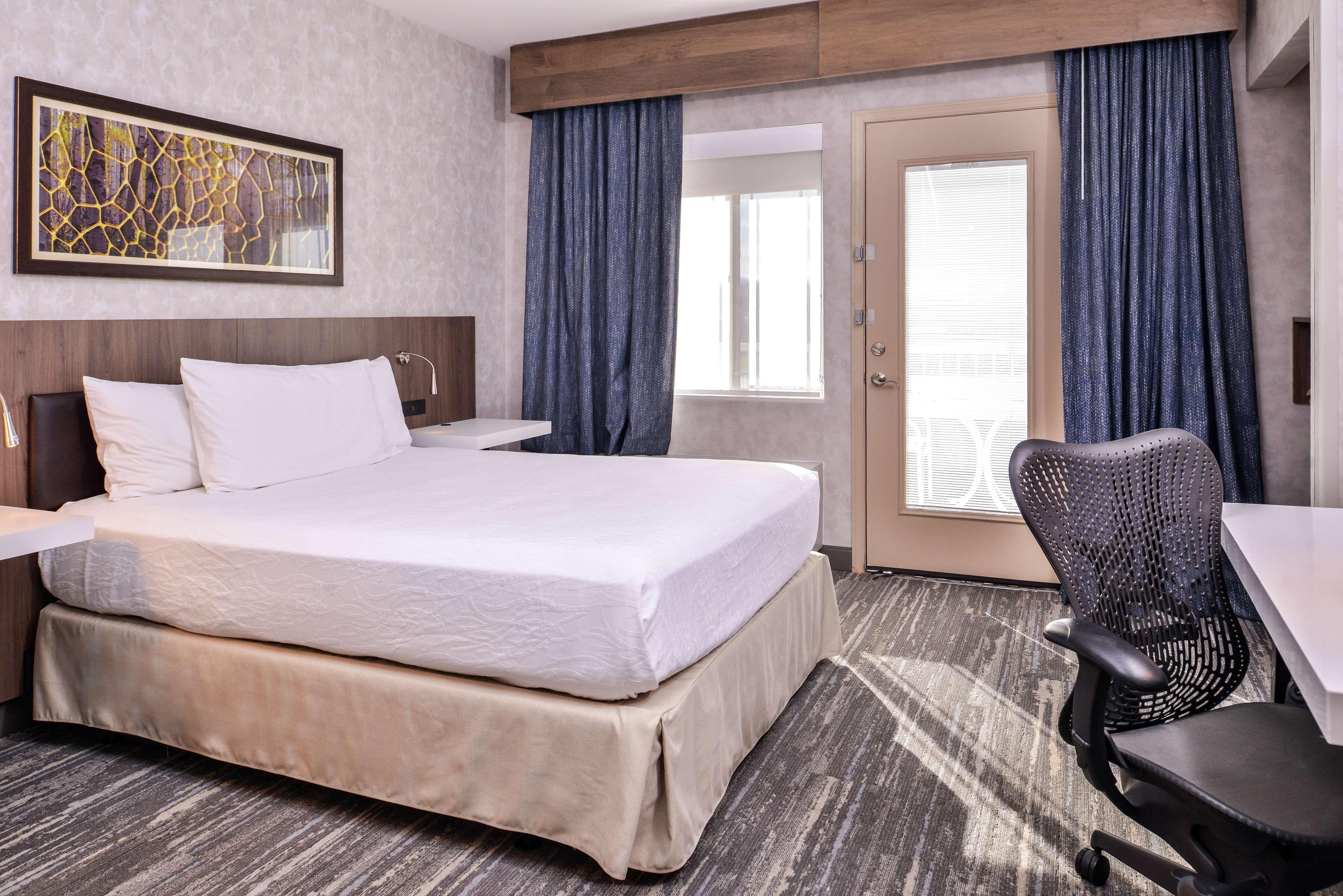 Hilton Garden Inn Бенд Екстер'єр фото