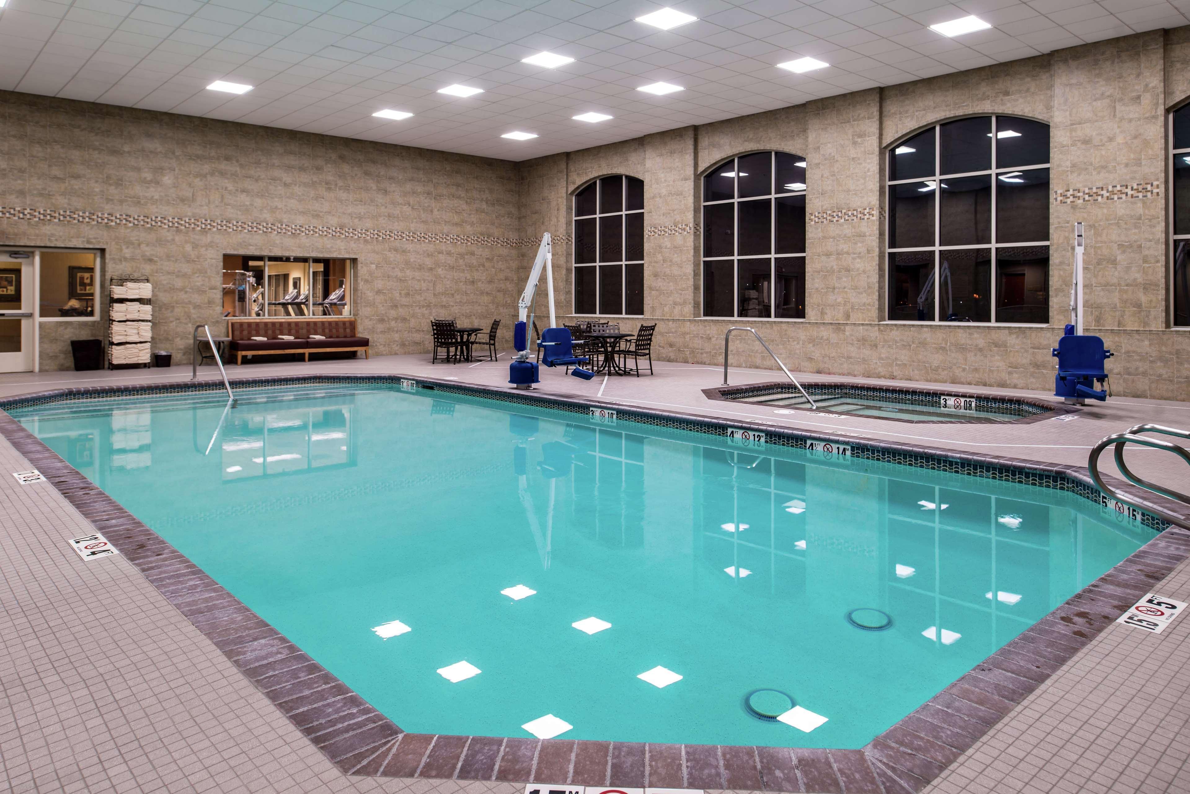 Hilton Garden Inn Бенд Екстер'єр фото