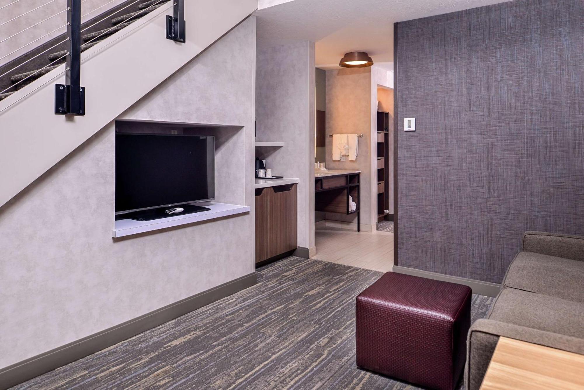 Hilton Garden Inn Бенд Екстер'єр фото