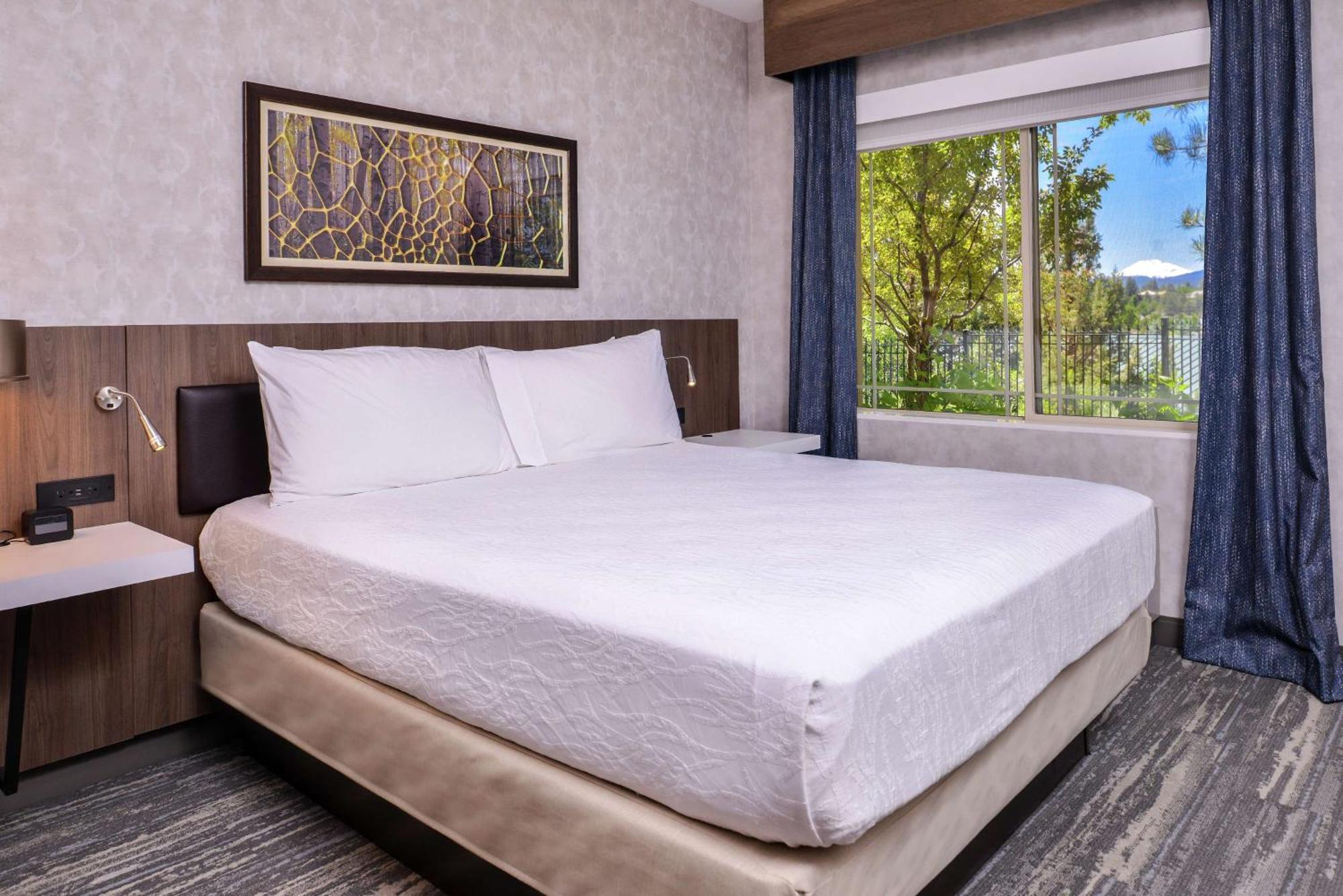 Hilton Garden Inn Бенд Екстер'єр фото