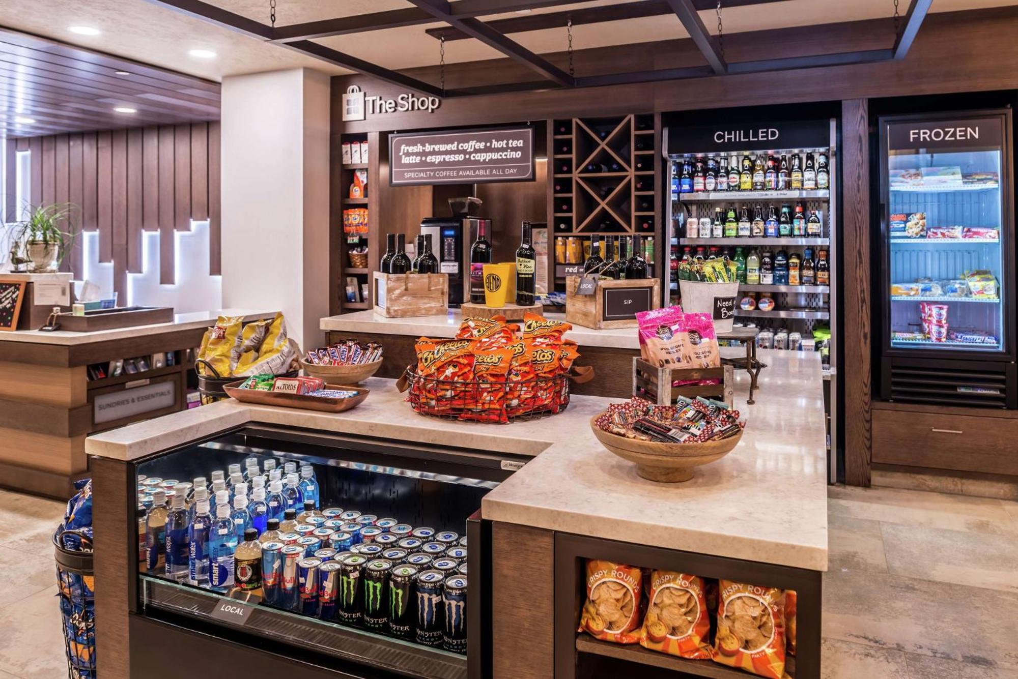 Hilton Garden Inn Бенд Екстер'єр фото